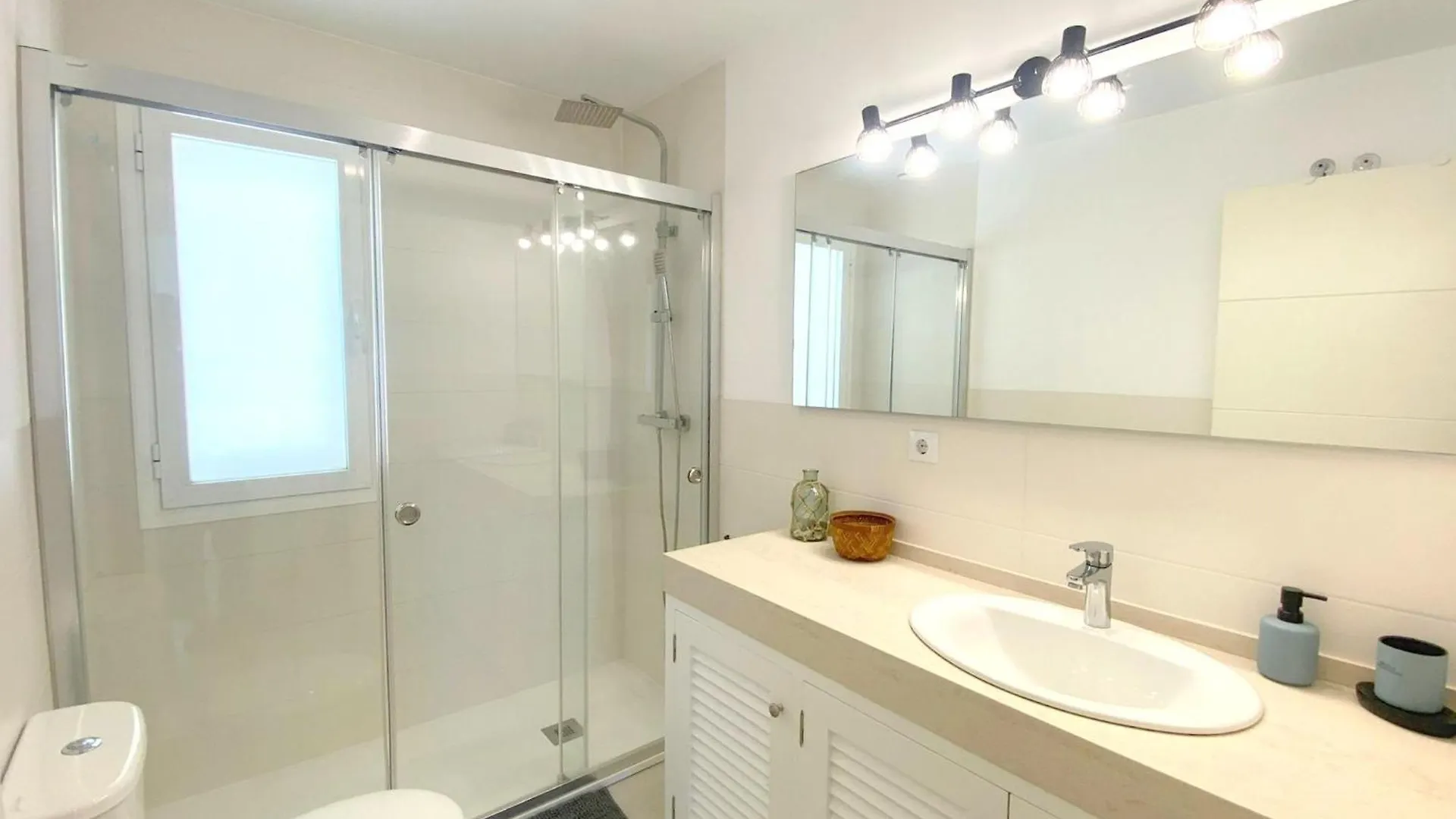 Balcones Olehousing Apartment Conil De La Frontera Spain